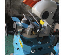 液壓機具產品庫 驅動現代化工業力量的關鍵利器